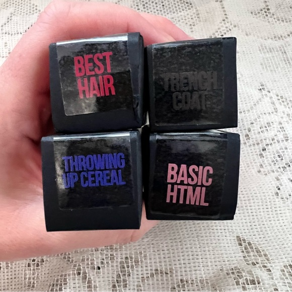 Bundle of Jeffree Star Velvet Trap Lipstick - Picture 2 of 3